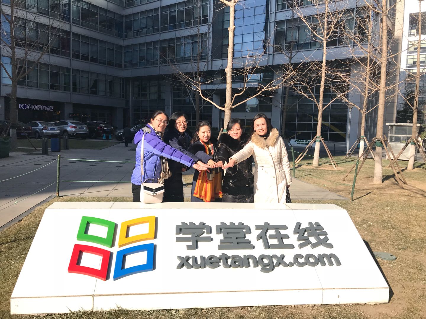 1516005036233085792.jpg 4.jpg